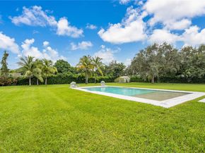 11835 SW 91st Ave, Miami FL 33176