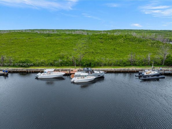 325 Campana Ave, Coral Gables FL 33156