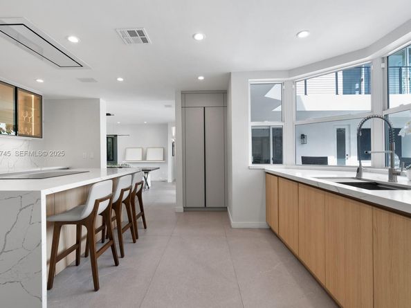 325 Campana Ave, Coral Gables FL 33156