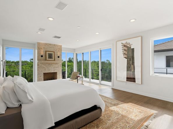 325 Campana Ave, Coral Gables FL 33156