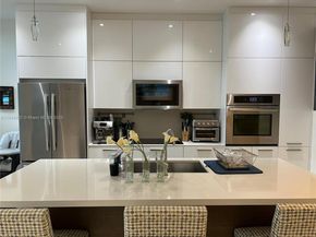 3071 Orange St, Miami FL 33133