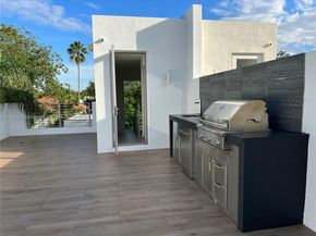 3071 Orange St, Miami FL 33133
