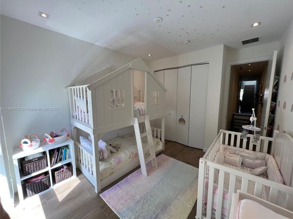 3071 Orange St, Miami FL 33133