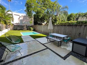 3071 Orange St, Miami FL 33133