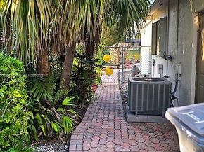 10935 Gable St, Boca Raton FL 33428