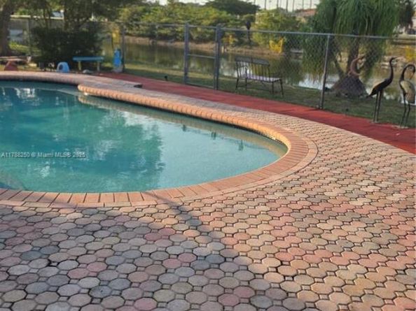 10935 Gable St, Boca Raton FL 33428