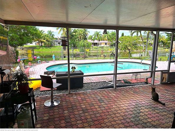 10935 Gable St, Boca Raton FL 33428