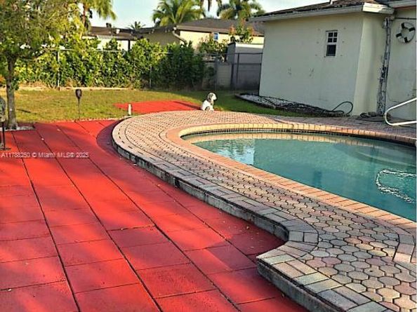 10935 Gable St, Boca Raton FL 33428