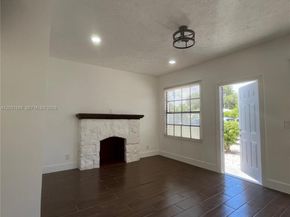 8 S C St, Lake Worth FL 33460