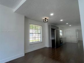 8 S C St, Lake Worth FL 33460