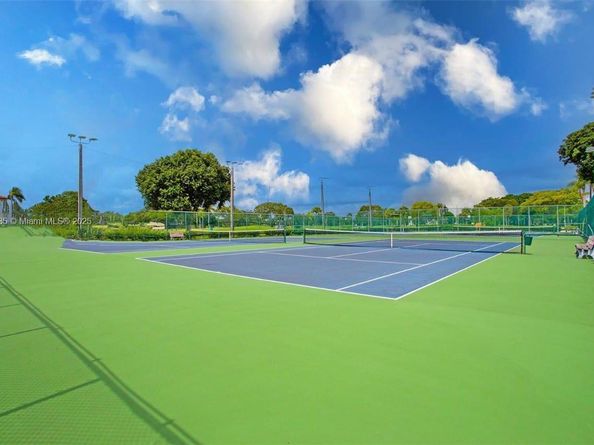 13250 SW 7th Ct 204L, Pembroke Pines FL 33027