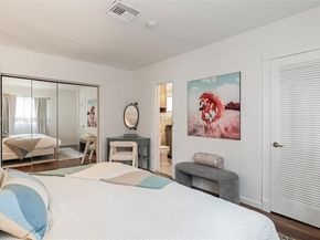 5900 NE 15th Ave, Fort Lauderdale FL 33334