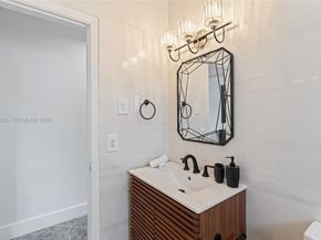 5900 NE 15th Ave, Fort Lauderdale FL 33334