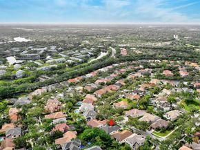 1212 Camellia Ln, Weston FL 33326