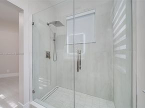 1212 Camellia Ln, Weston FL 33326