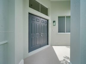 1212 Camellia Ln, Weston FL 33326