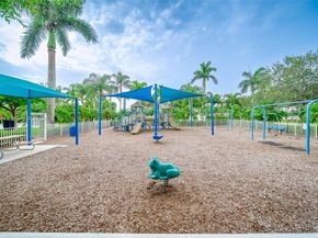 1212 Camellia Ln, Weston FL 33326