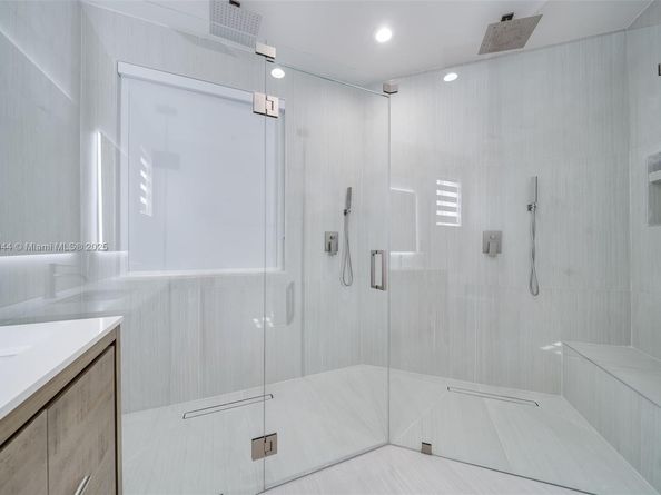 1212 Camellia Ln, Weston FL 33326