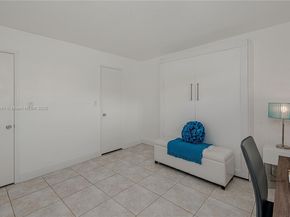 9410 N Hollybrook Lake Dr 11109, Pembroke Pines FL 33025