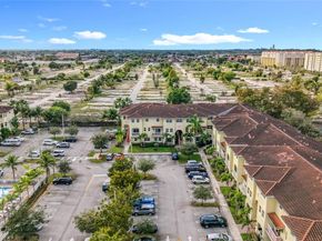 260 NW 109th Ave 206, Miami FL 33172