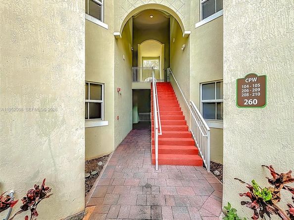 260 NW 109th Ave 206, Miami FL 33172