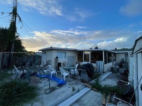 1715 Sunset Ave, Lake Worth FL 33460