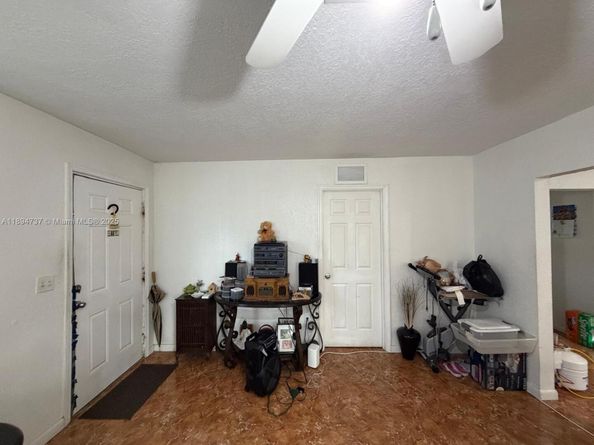 1715 Sunset Ave, Lake Worth FL 33460