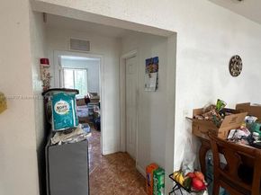 1715 Sunset Ave, Lake Worth FL 33460