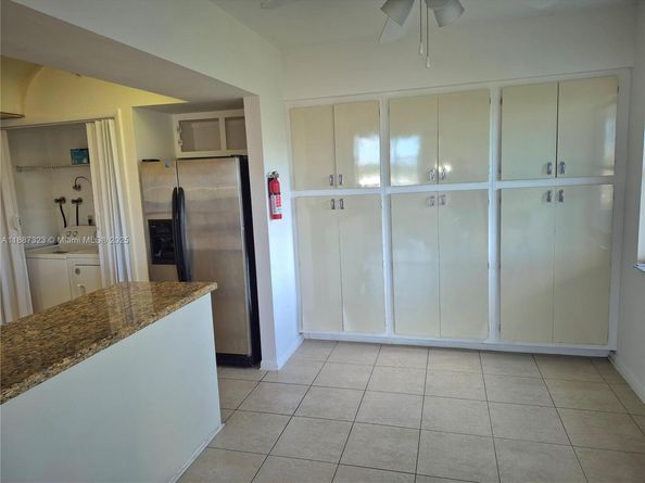 4001 Hillcrest Dr 6024, Hollywood FL 33021