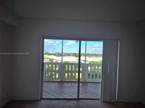 4001 Hillcrest Dr 6024, Hollywood FL 33021