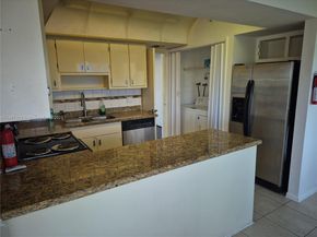 4001 Hillcrest Dr 6024, Hollywood FL 33021