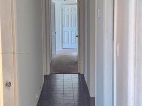 4001 Hillcrest Dr 6024, Hollywood FL 33021