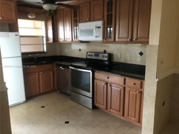 501 Blue Heron Dr