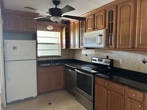 501 Blue Heron Dr 110A, Hallandale Beach FL 33009