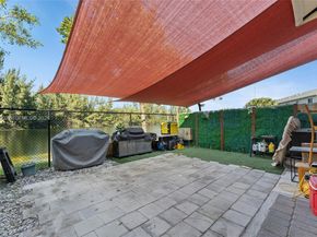 1061 NW 208th Ter, Miami Gardens FL 33169