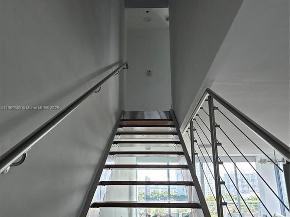 2950 NE 188th St 501, Aventura FL 33180