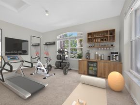 2025 Harbor View Cir, Weston FL 33327