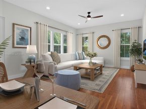 2025 Harbor View Cir, Weston FL 33327