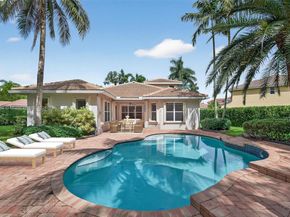 2025 Harbor View Cir, Weston FL 33327