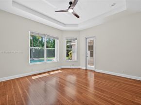 2025 Harbor View Cir, Weston FL 33327