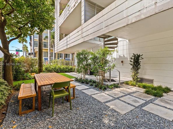 1700 Meridian Ave 203, Miami Beach FL 33139