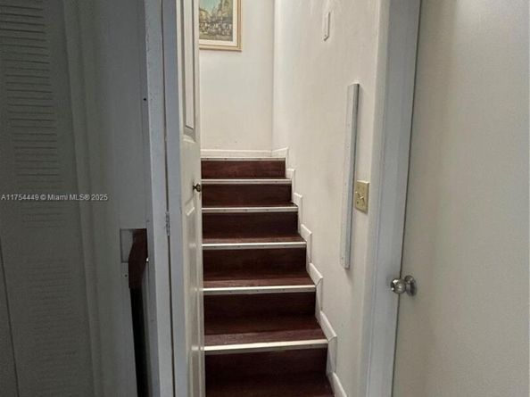 3806 SW 84th Ave 17E, Miami FL 33155