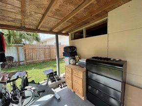 3806 SW 84th Ave 17E, Miami FL 33155