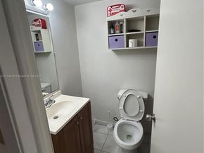 3806 SW 84th Ave 17E, Miami FL 33155