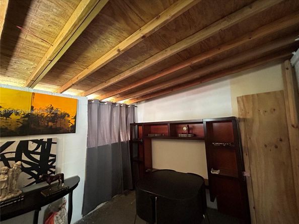 3806 SW 84th Ave 17E, Miami FL 33155