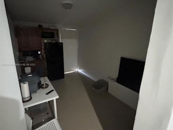 3806 SW 84th Ave 17E, Miami FL 33155