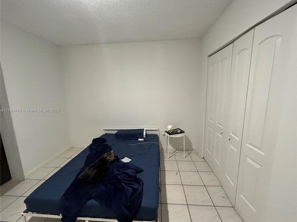 3806 SW 84th Ave 17E, Miami FL 33155