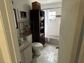 3806 SW 84th Ave 17E, Miami FL 33155