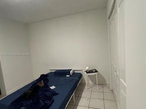 3806 SW 84th Ave 17E, Miami FL 33155