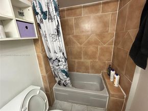 3806 SW 84th Ave 17E, Miami FL 33155